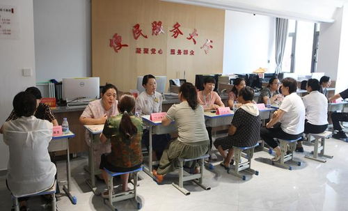 家庭教育心連心，公益咨詢暖萬家——鄭州市教育局關工委家庭教育公益咨詢活動走進惠濟區弓寨黨群服務中心